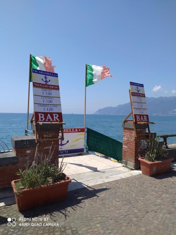 B & B Civico 6 Rooms Salerno Dış mekan fotoğraf