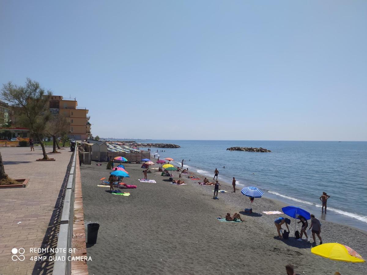 B & B Civico 6 Rooms Salerno Dış mekan fotoğraf