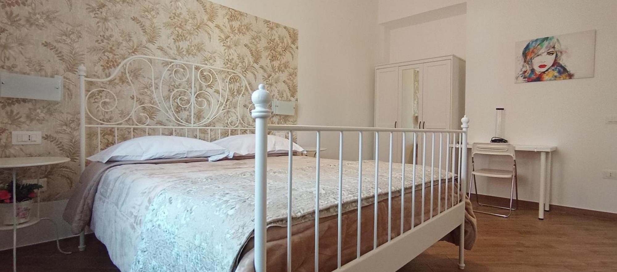B & B Civico 6 Rooms Salerno Dış mekan fotoğraf