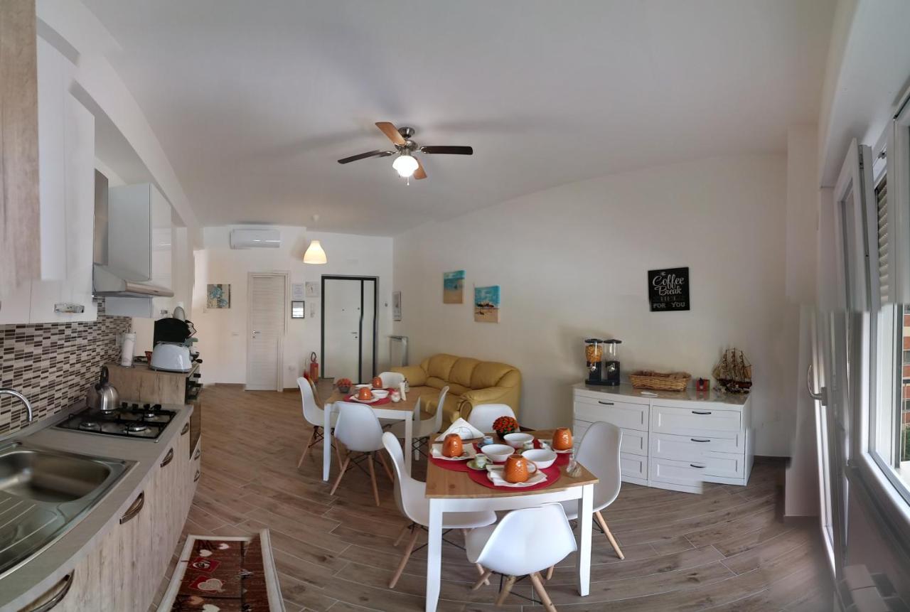 B & B Civico 6 Rooms Salerno Dış mekan fotoğraf